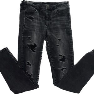 American Eagle Ripped Skinny Jegging